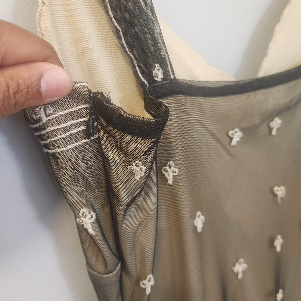 Newport News Embroidered Overlay Midi Dress Black And Cream Size M Y2K Romance - Picture 6 of 13